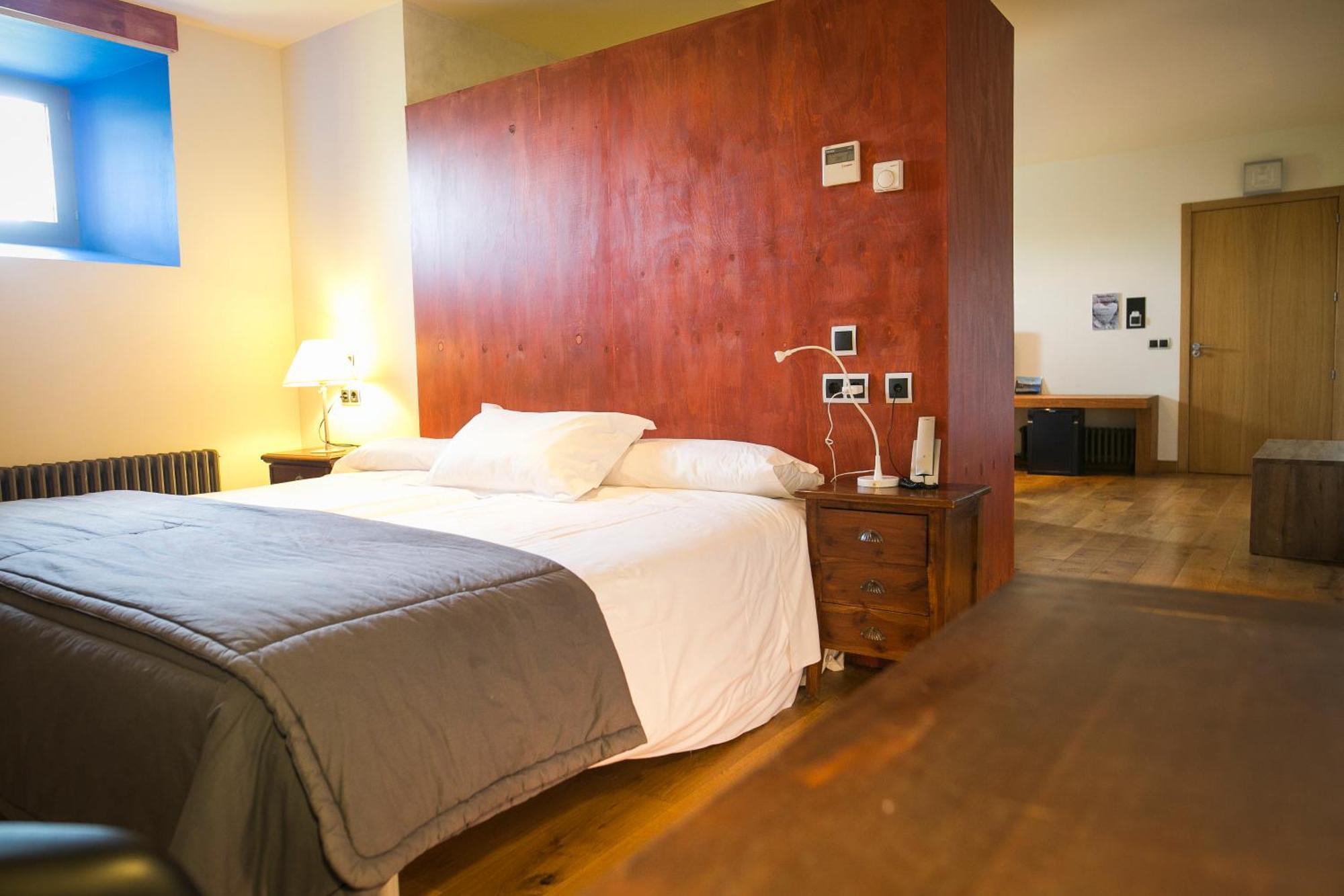 Hotel Boutique El Convento De Mave Santa María de Mave Екстериор снимка